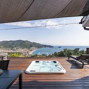 Spettacolare Vista Isola Terrazza E Idromassaggio Ferienhaus Noli